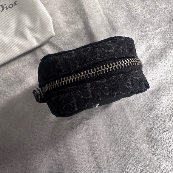 DIOR Christian Dior Street Chic Belt Bag Accessory Coin Purse - Picture 3 of 13